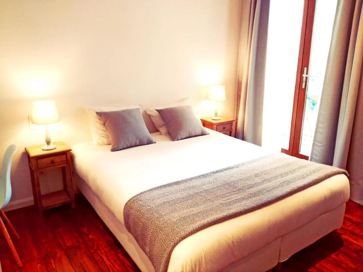 De Mot B&B Etterbeek 0*, Bruxelas Bélgica