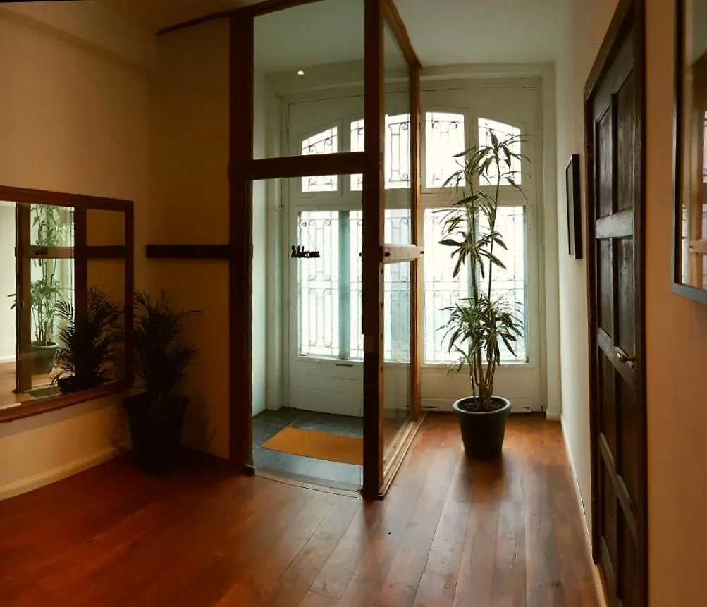 Alojamento de Acomodação e Pequeno-almoço De Mot B&B Etterbeek